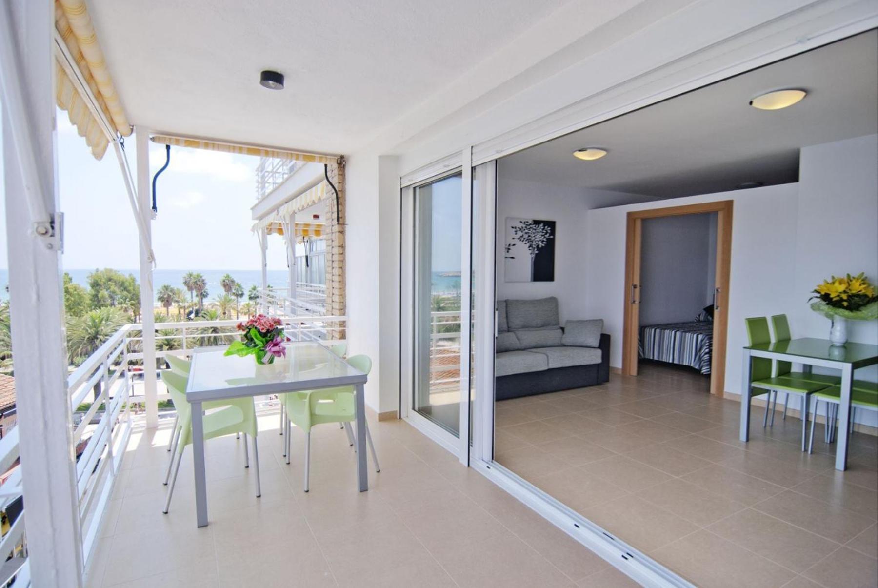 Zeus Alexis Plus Salou Exterior foto