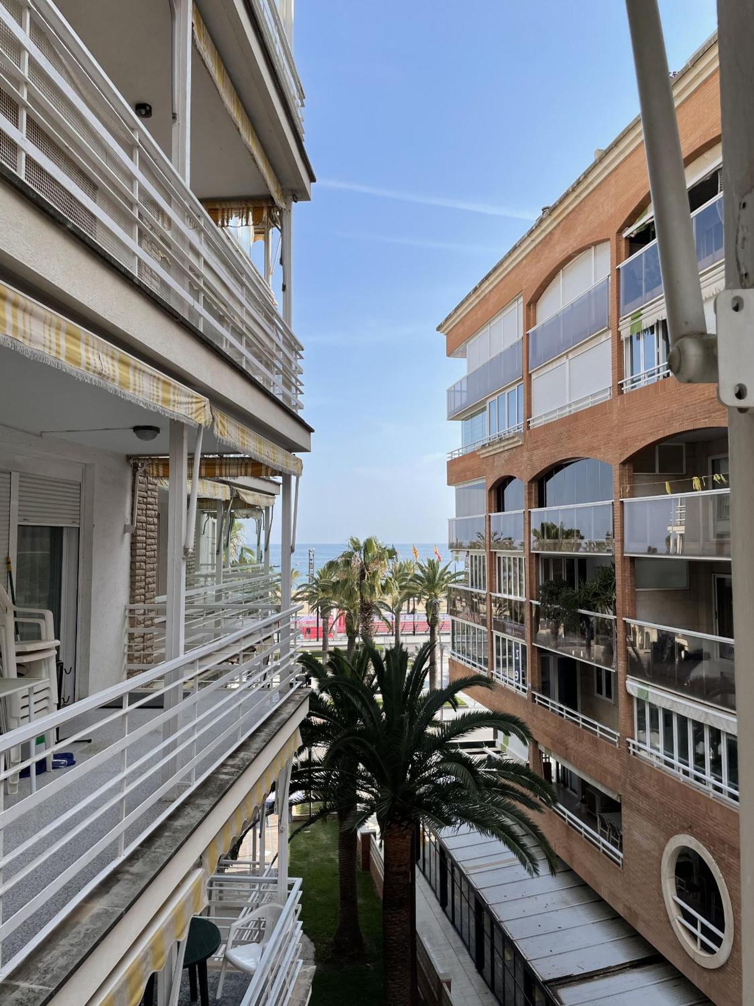 Zeus Alexis Plus Salou Exterior foto